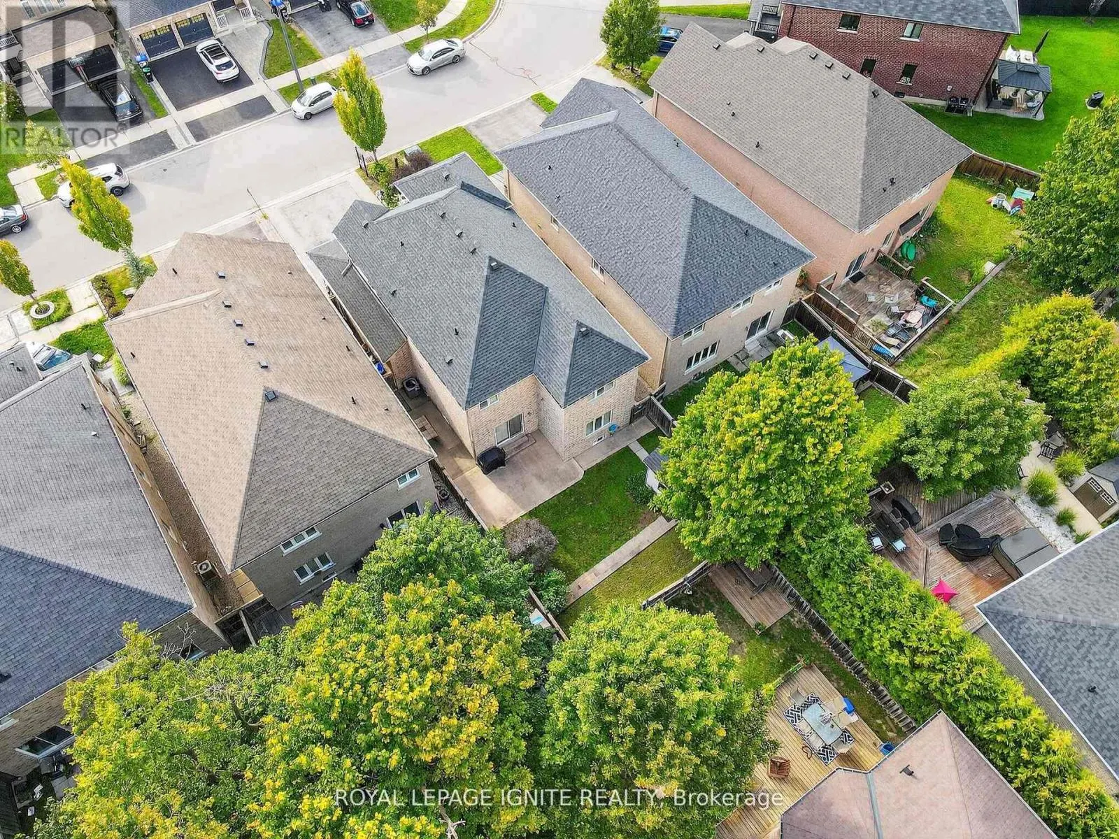 95 CHELSEA CRESCENT