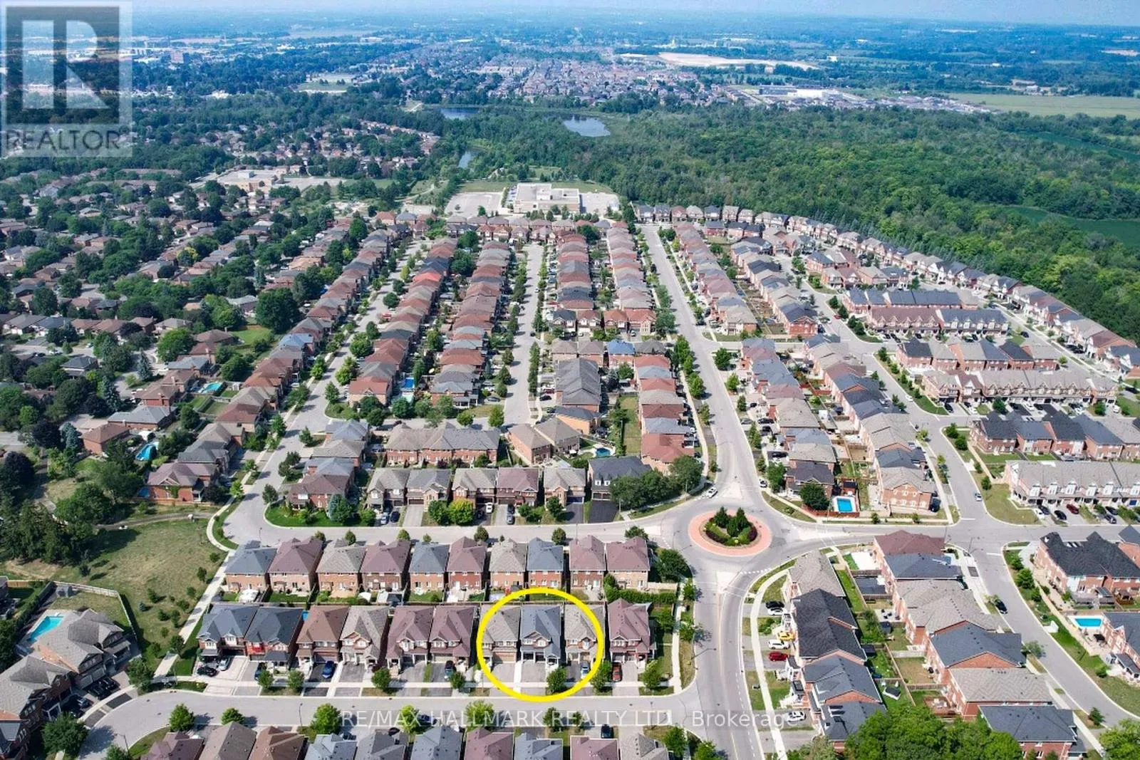 10 CHAMBERSBURG WAY