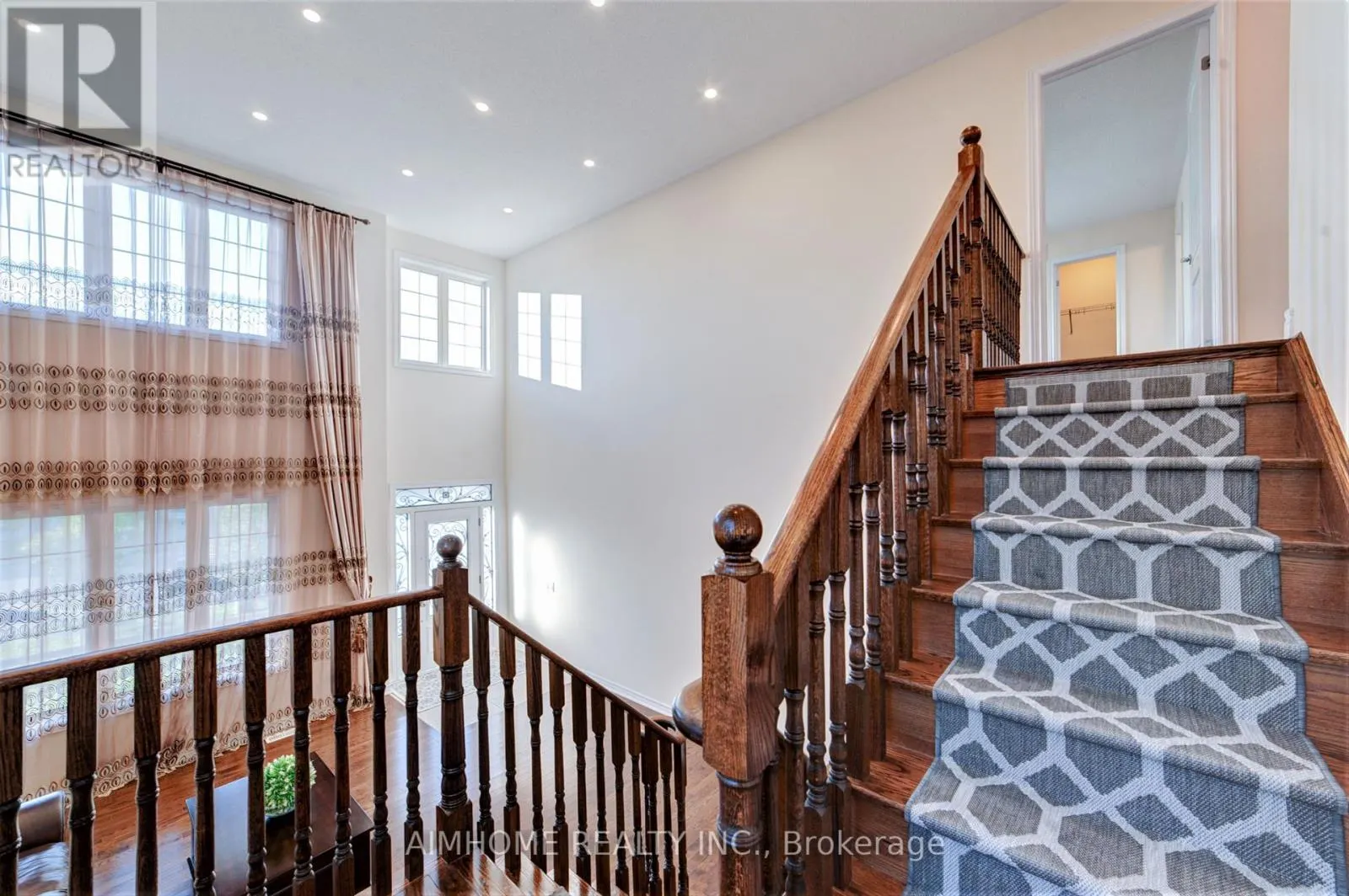 28 COUNTRYWIDE COURT