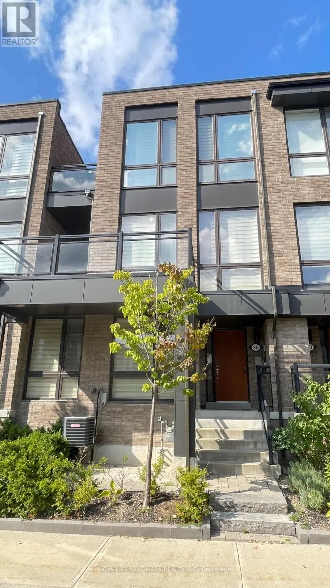 35 THORNCREST DRIVE