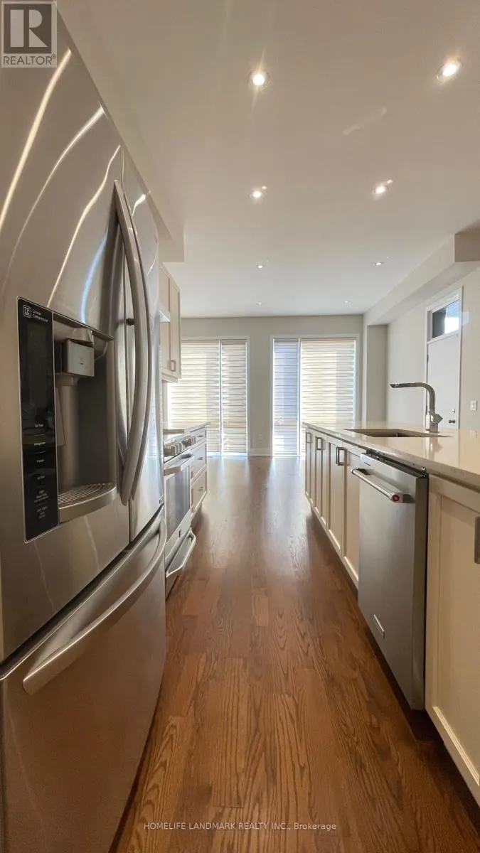 35 THORNCREST DRIVE