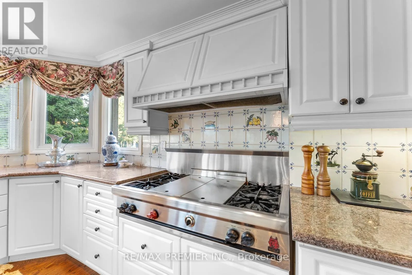 261 SYLVADENE PARKWAY