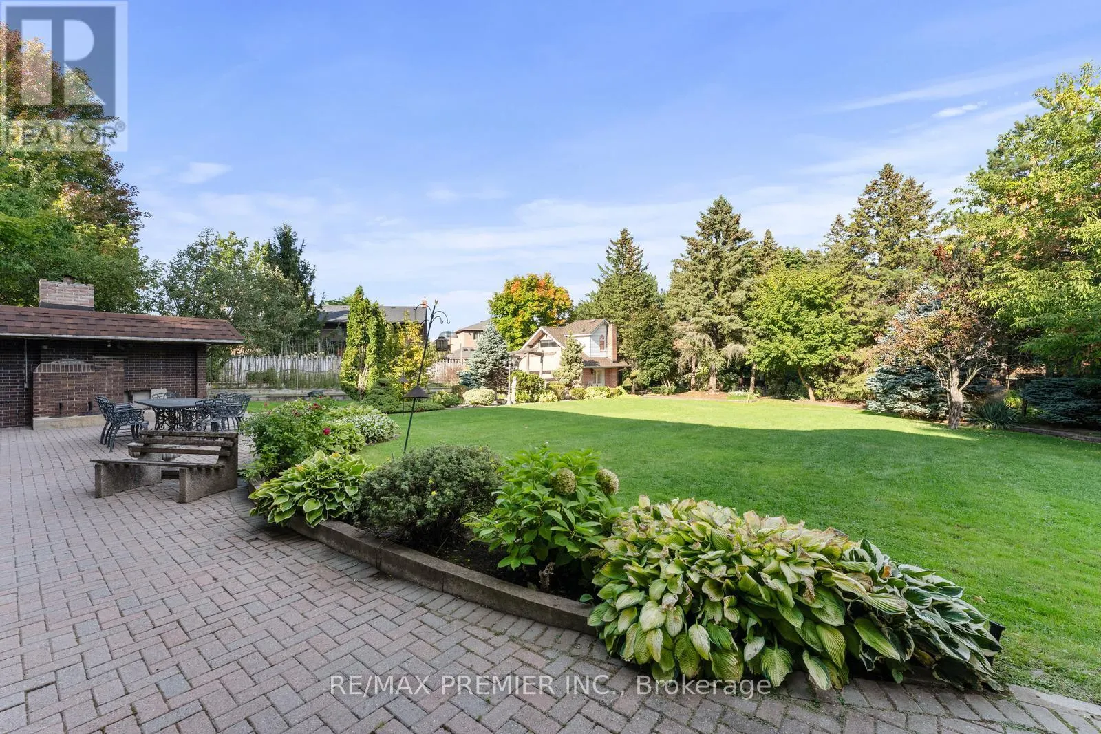 261 SYLVADENE PARKWAY