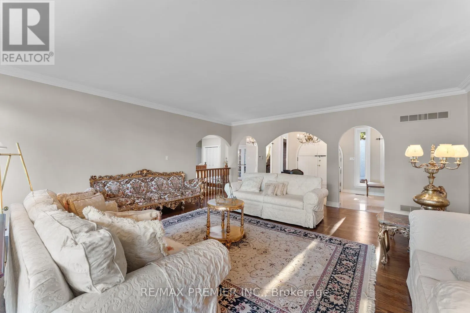 261 SYLVADENE PARKWAY