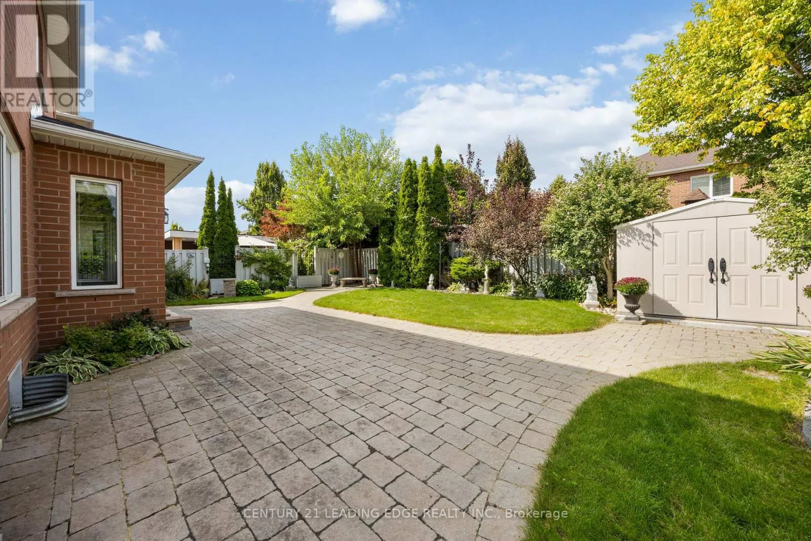 106 NOBLE PRINCE PLACE