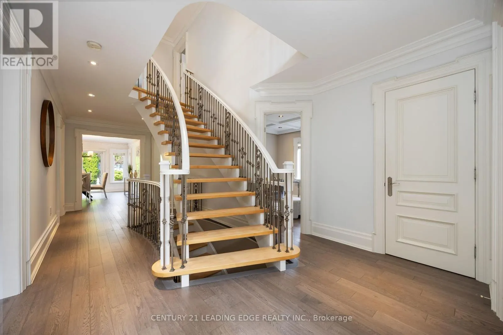 106 NOBLE PRINCE PLACE