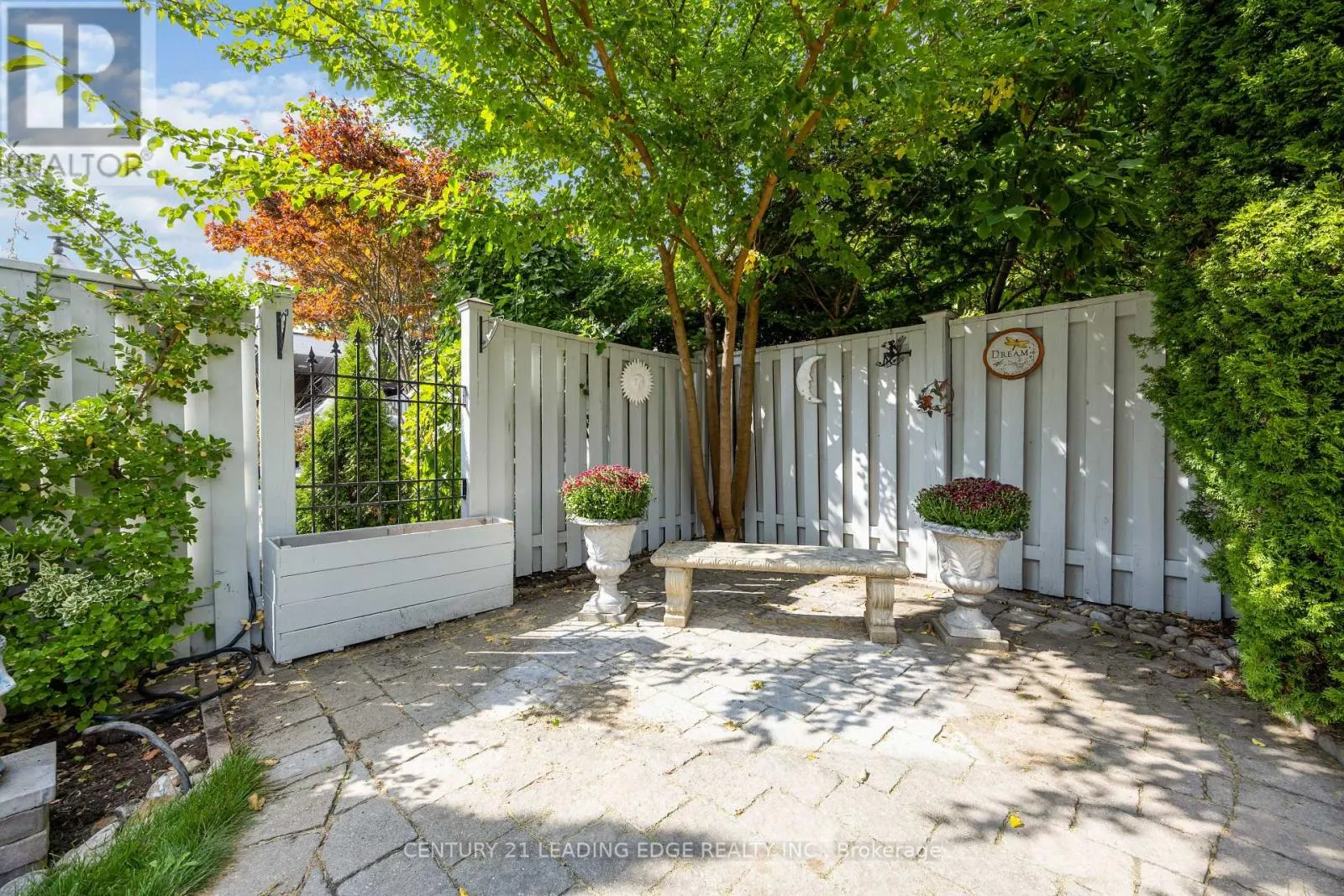 106 NOBLE PRINCE PLACE