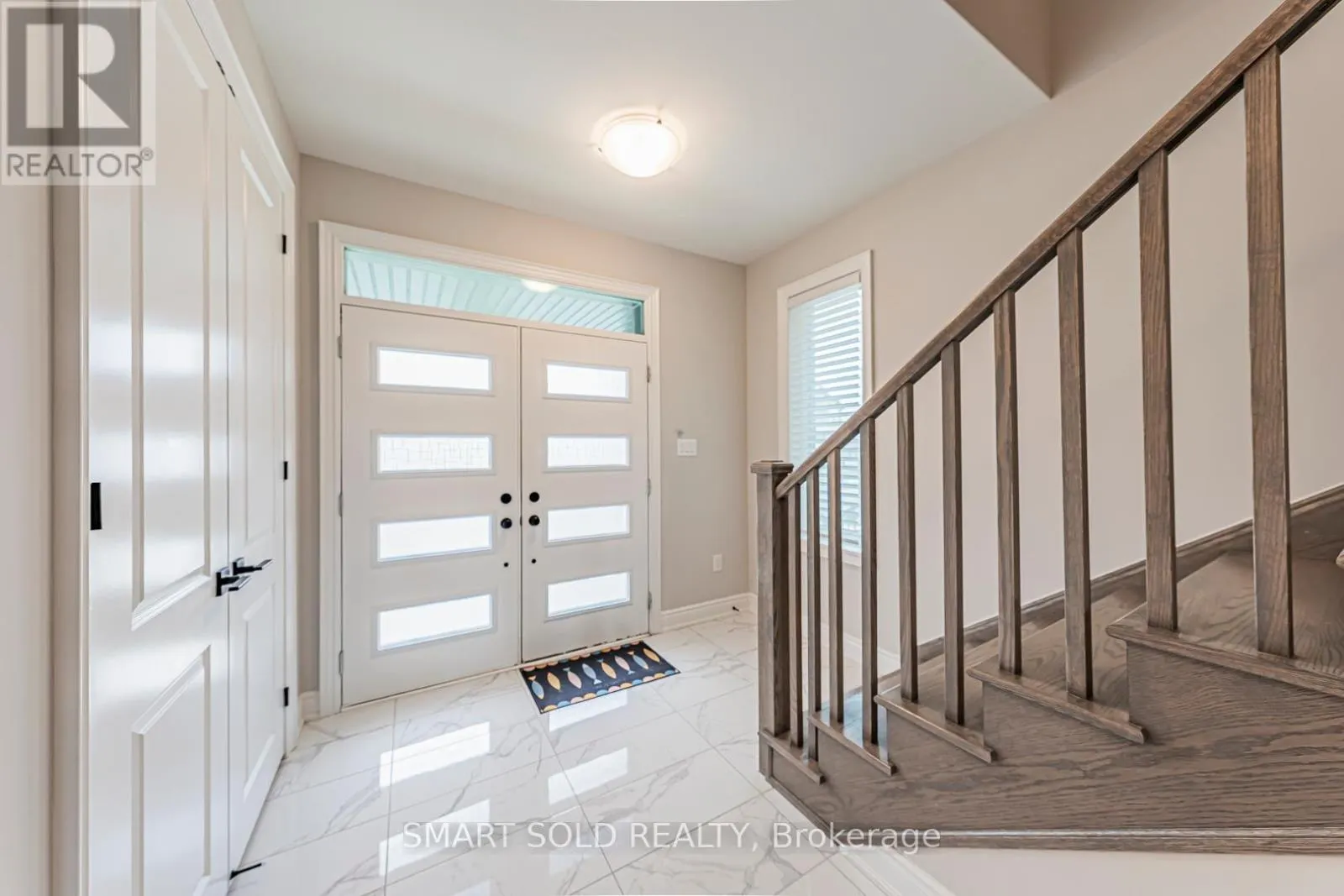 5 ERIN RIDGE COURT