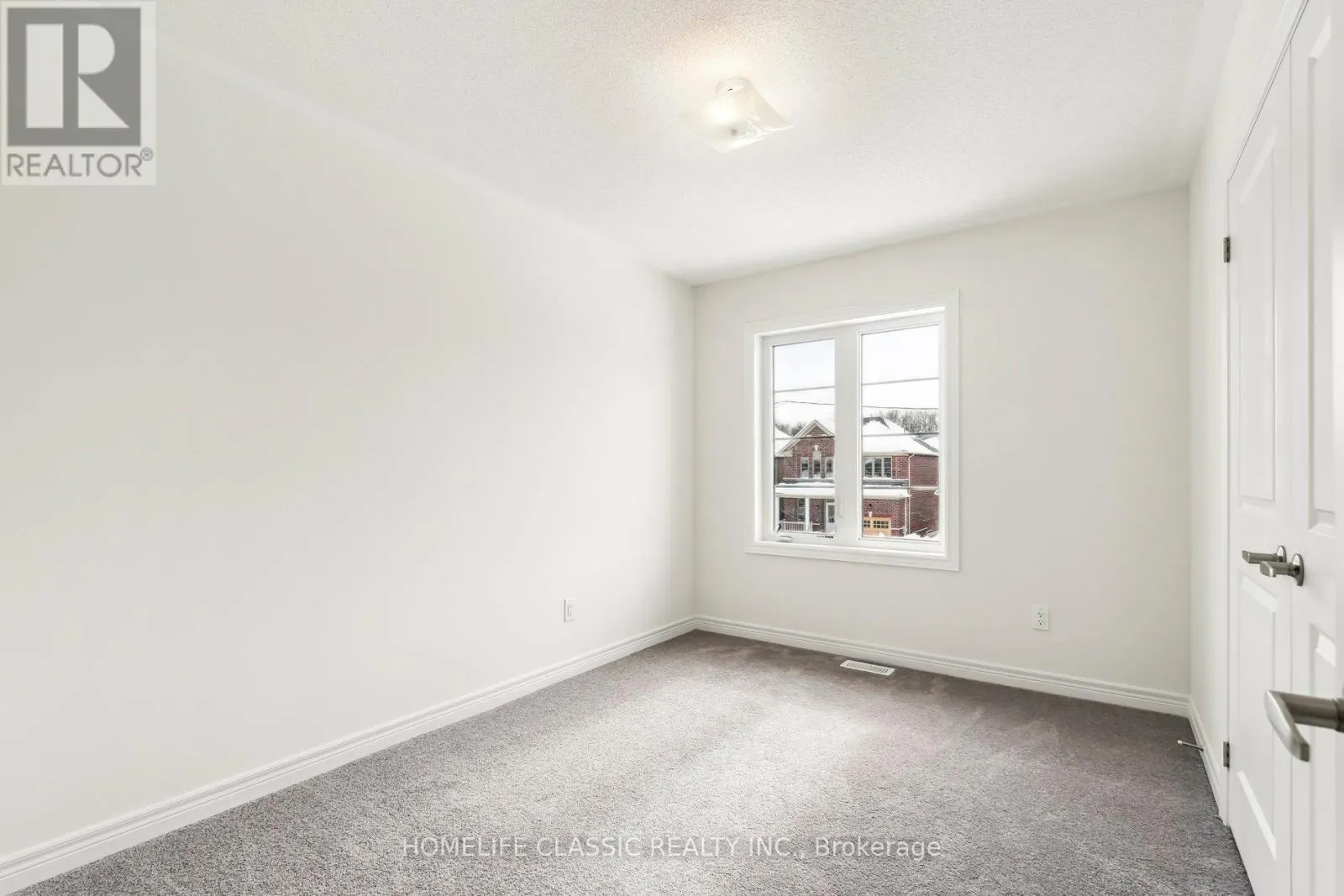 1286 DAVIS LOOP