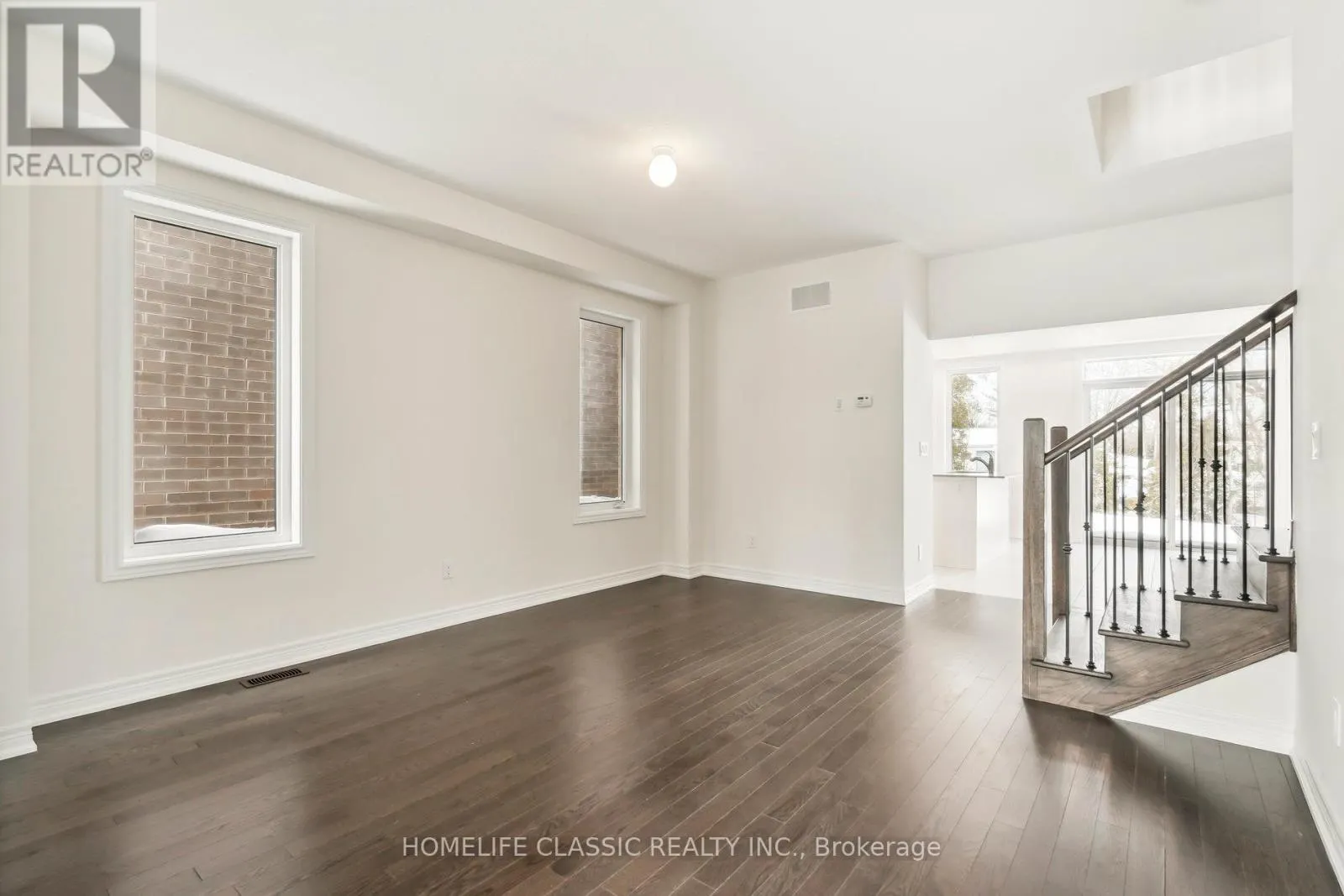 1286 DAVIS LOOP