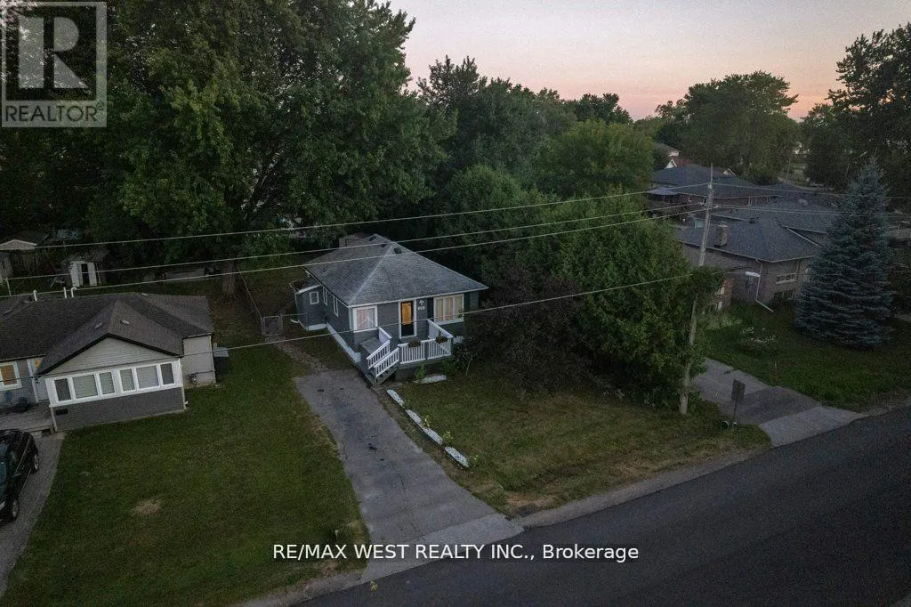 275 PINE BEACH DRIVE