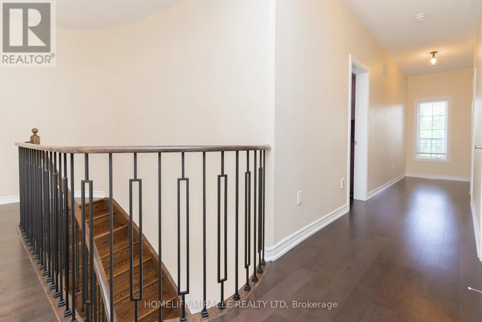 516 VELLORE WOODS BOULEVARD