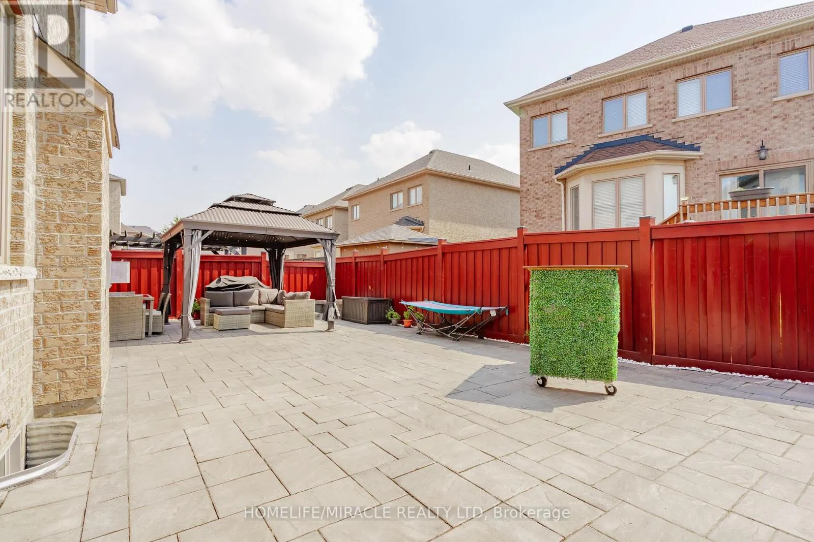 516 VELLORE WOODS BOULEVARD