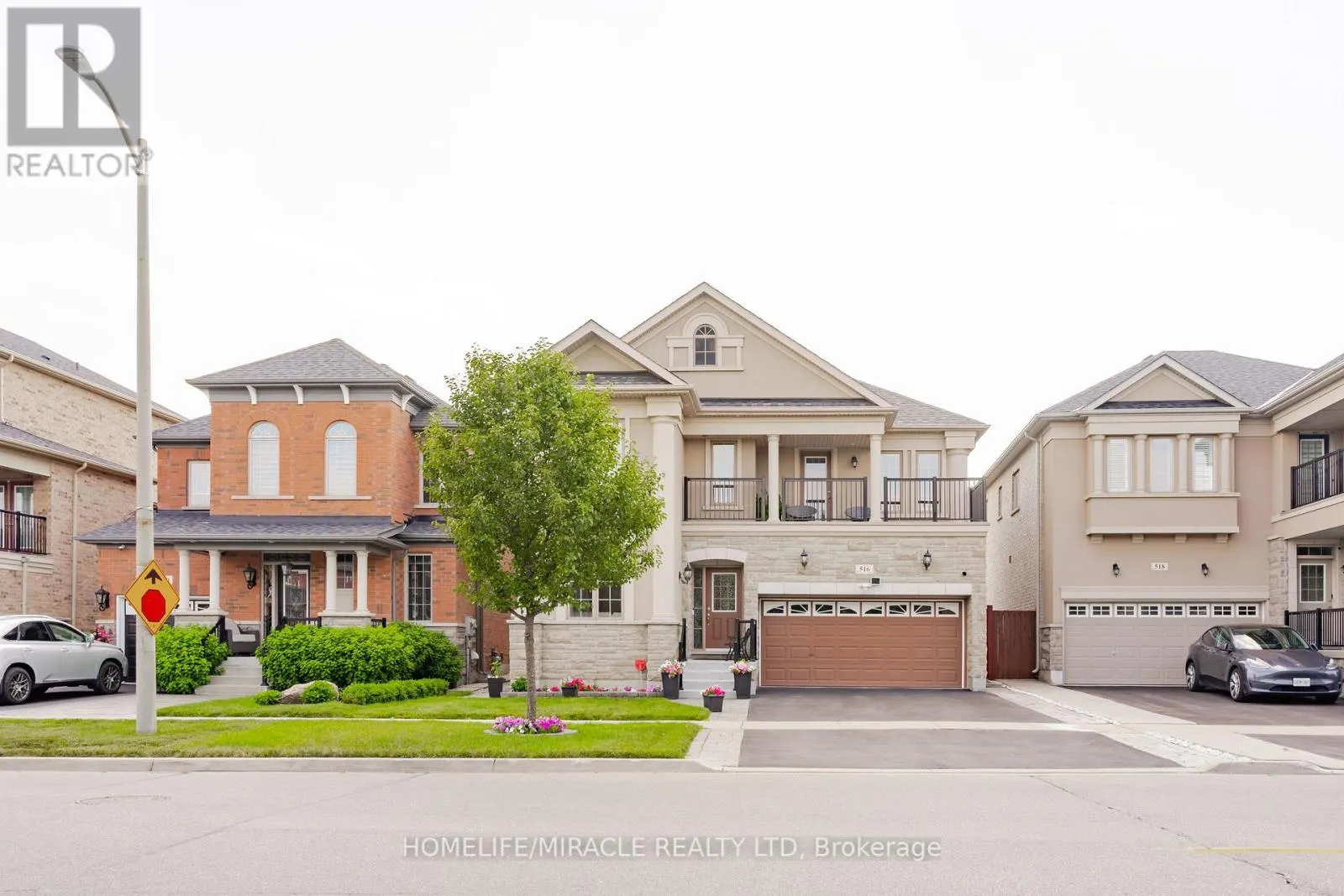516 VELLORE WOODS BOULEVARD