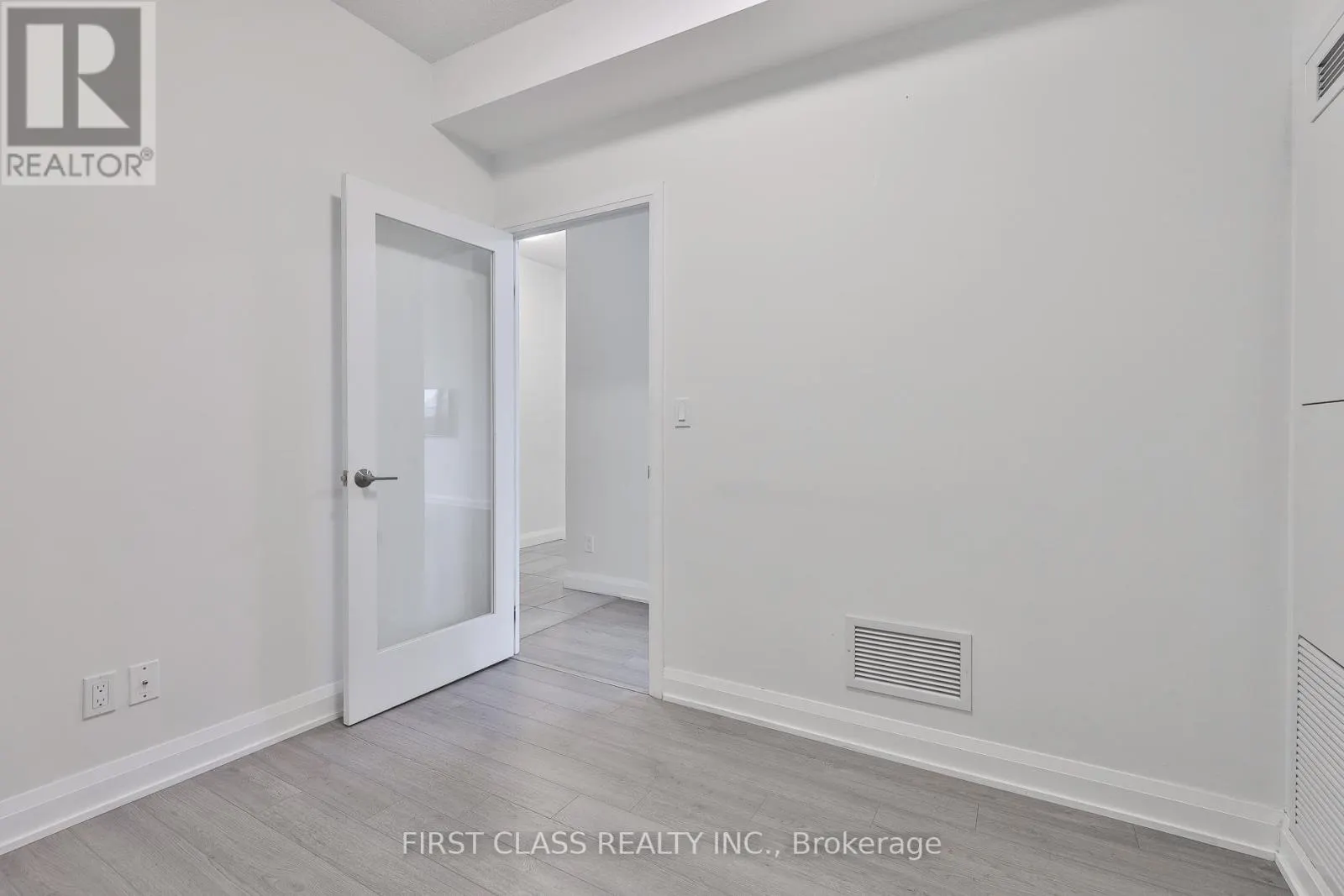 305 - 25 WATER WALK DRIVE