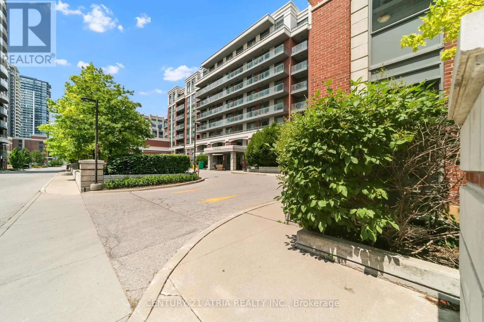 307 - 8228 BIRCHMOUNT ROAD