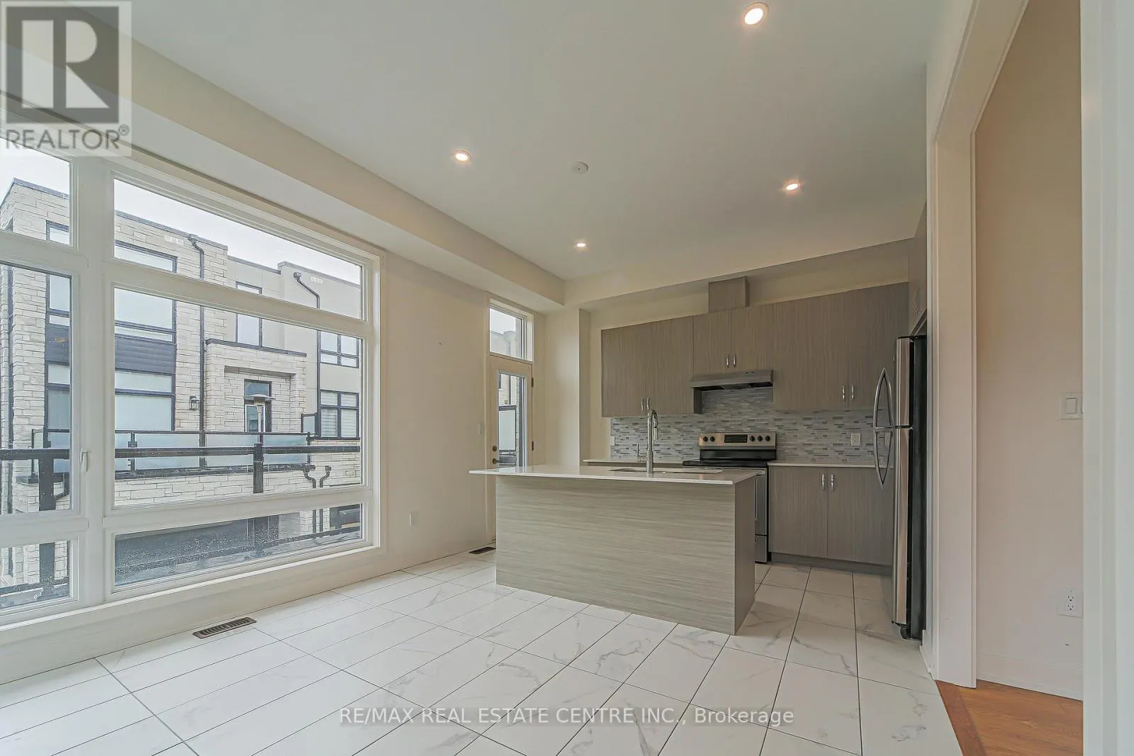 41 GERUSSI STREET