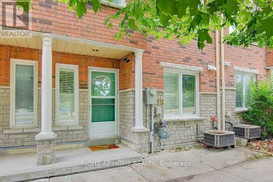 28 POND DRIVE