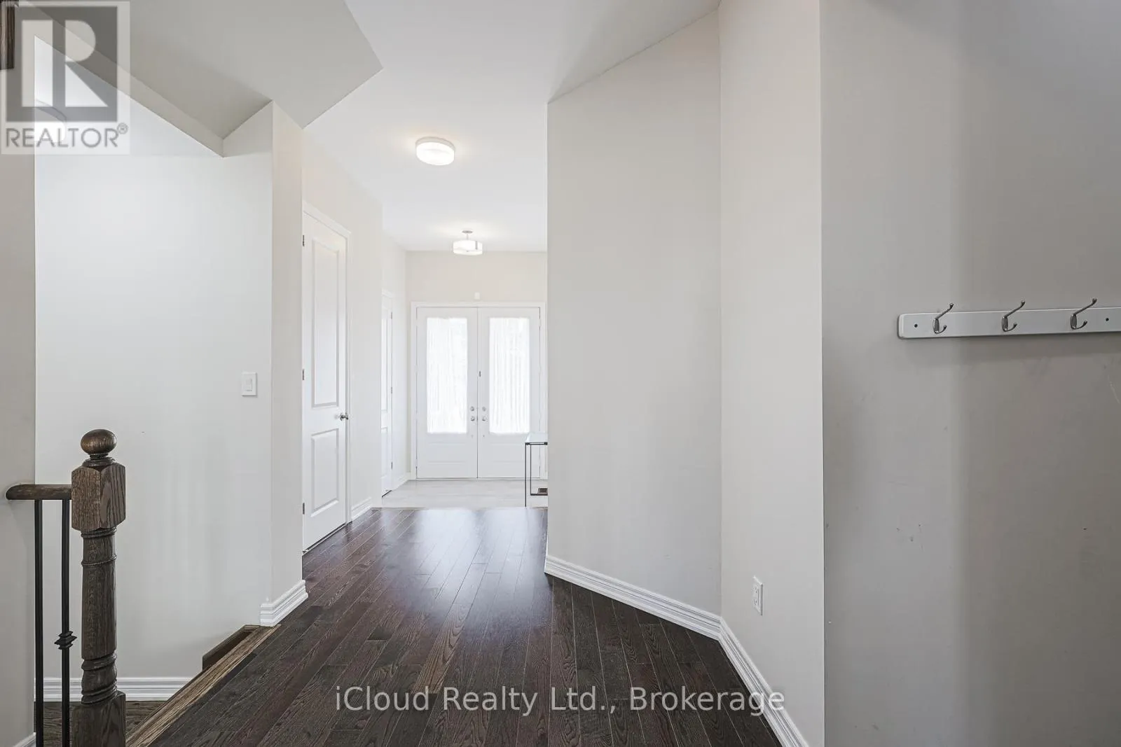 87 PINE HILL CRESCENT