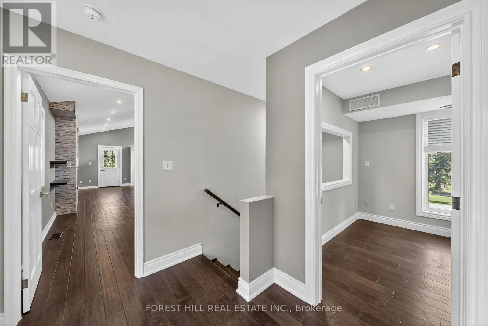 3934 RICHVIEW ROAD