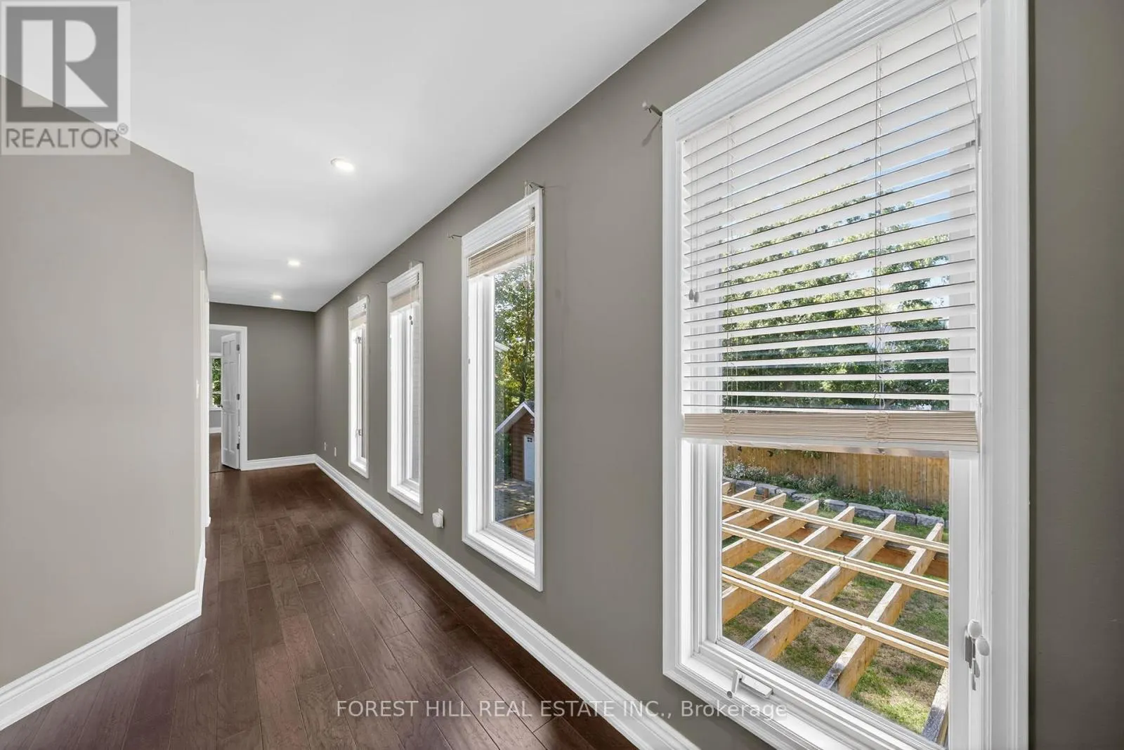 3934 RICHVIEW ROAD