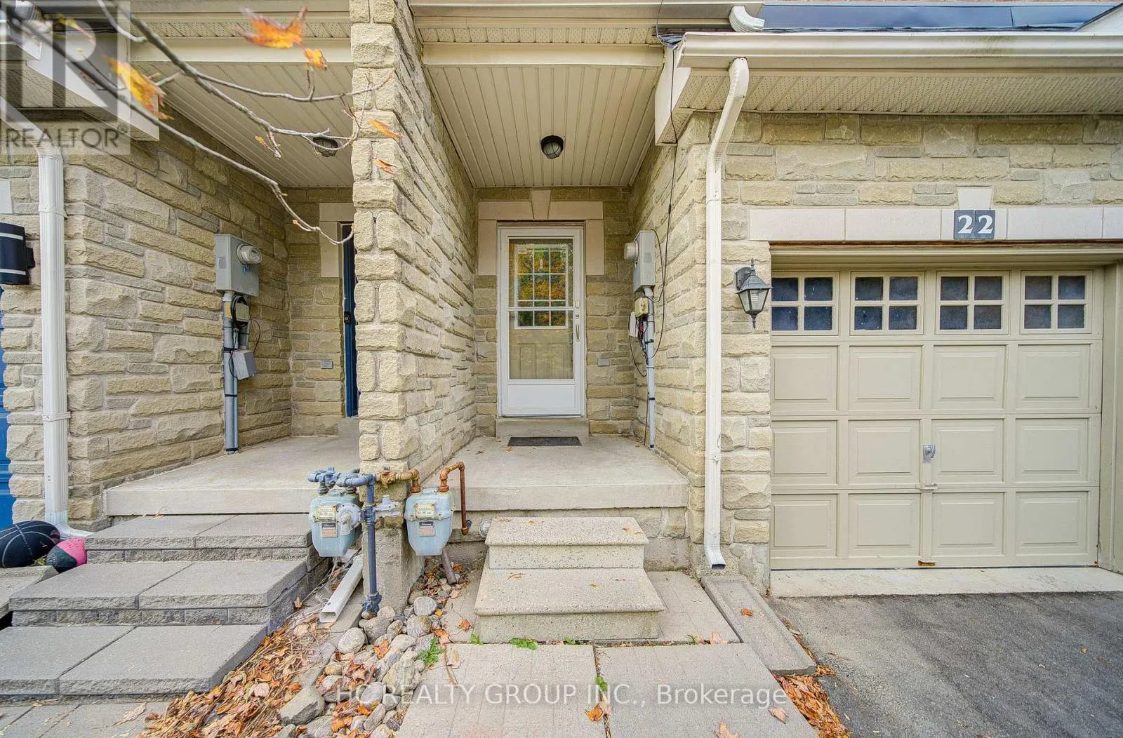 22 - 56 NORTH LAKE ROAD