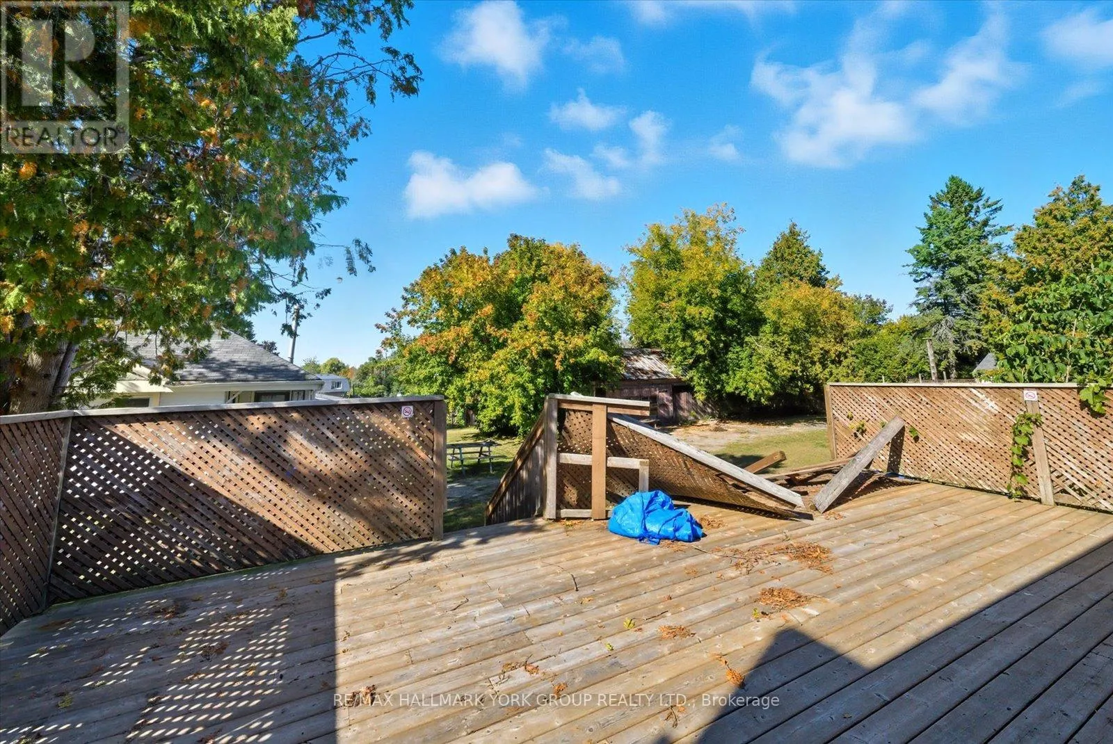 23035 LAKE RIDGE ROAD