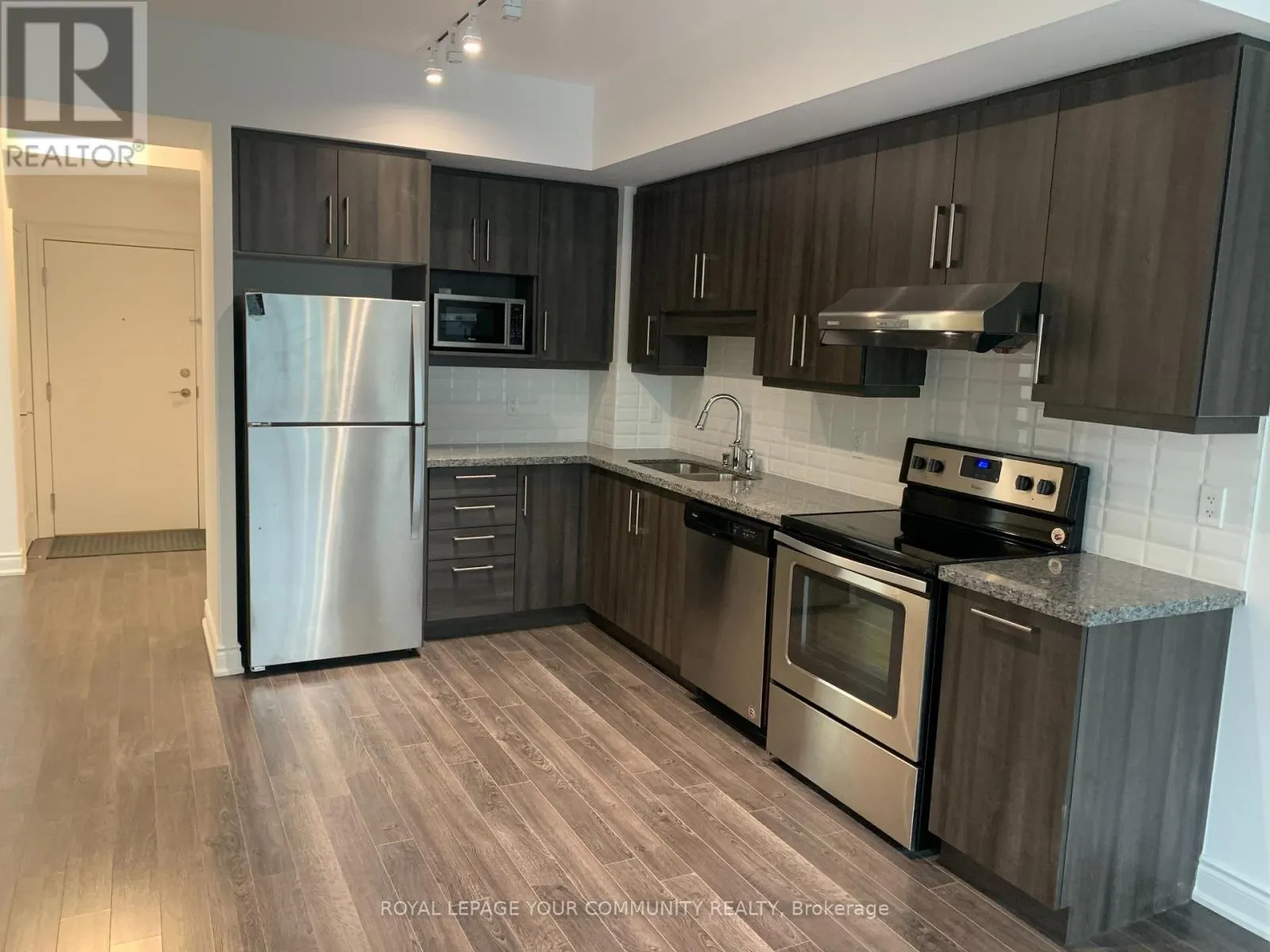 709 - 33 CLEGG ROAD