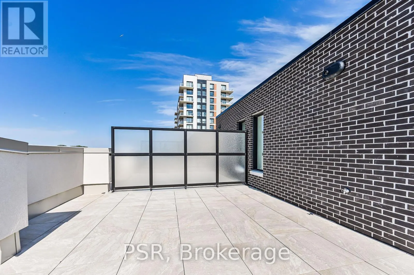 B308 - 65 SAIGON DRIVE