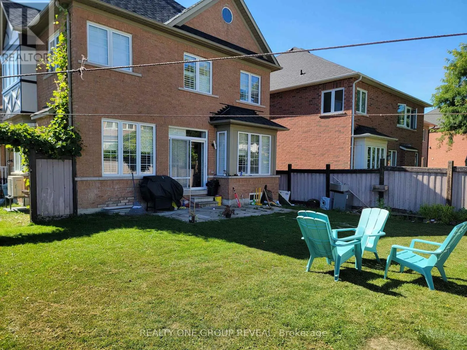 73 ISABELLA GARDEN LANE