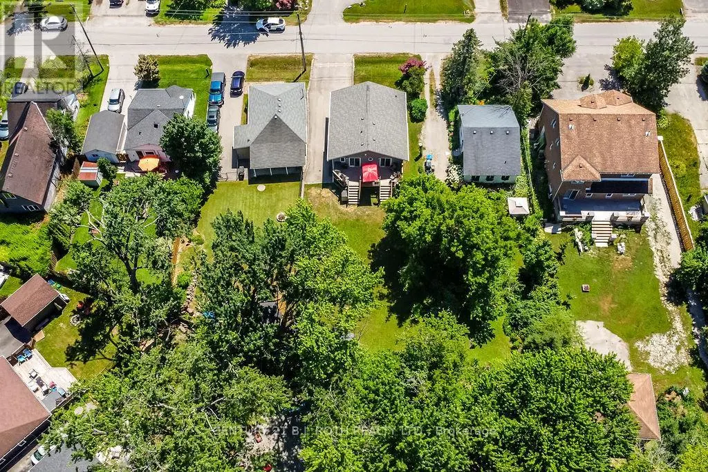 924 VICROL DRIVE