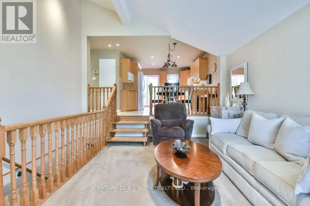 924 VICROL DRIVE