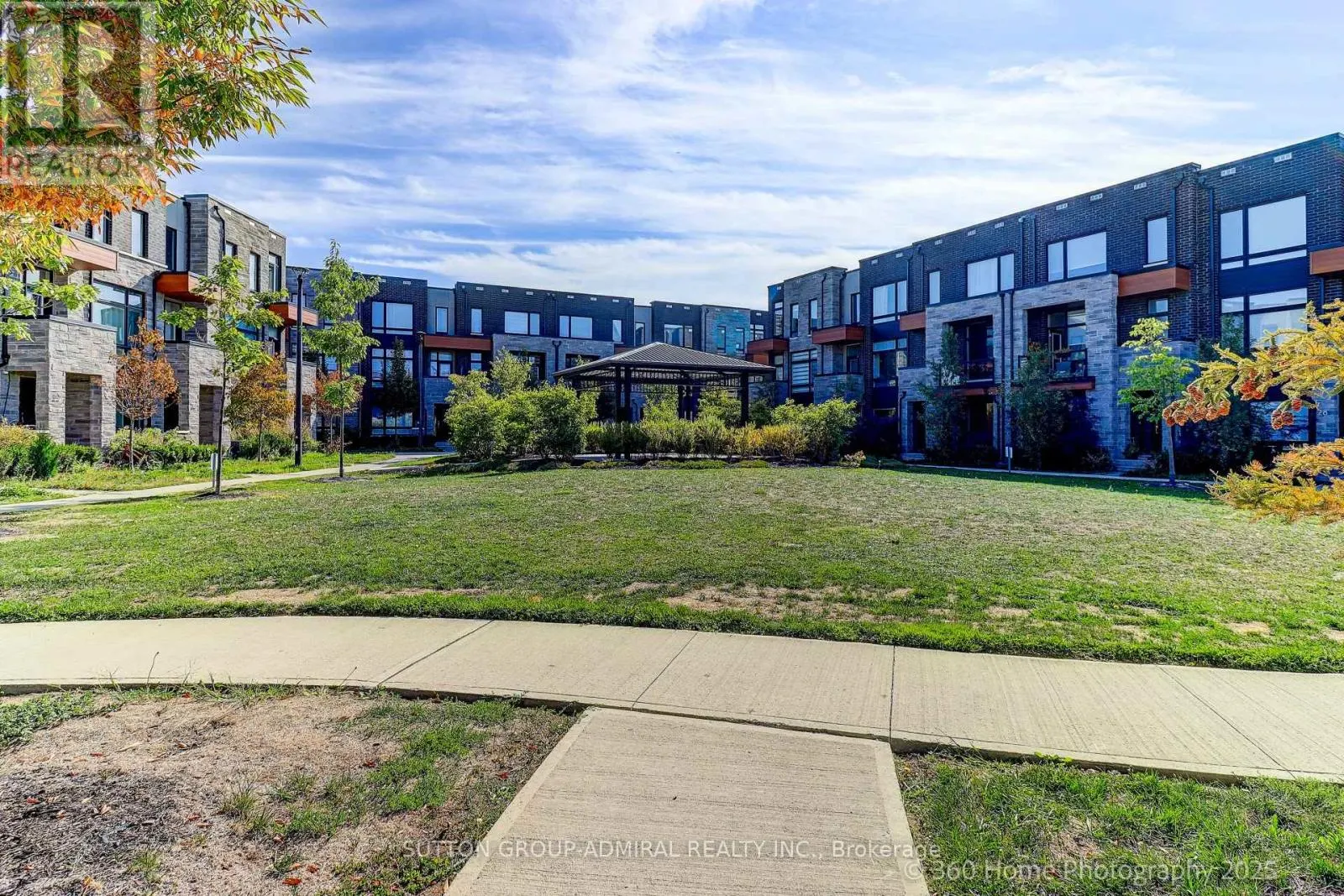 18 PAGEANT AVENUE