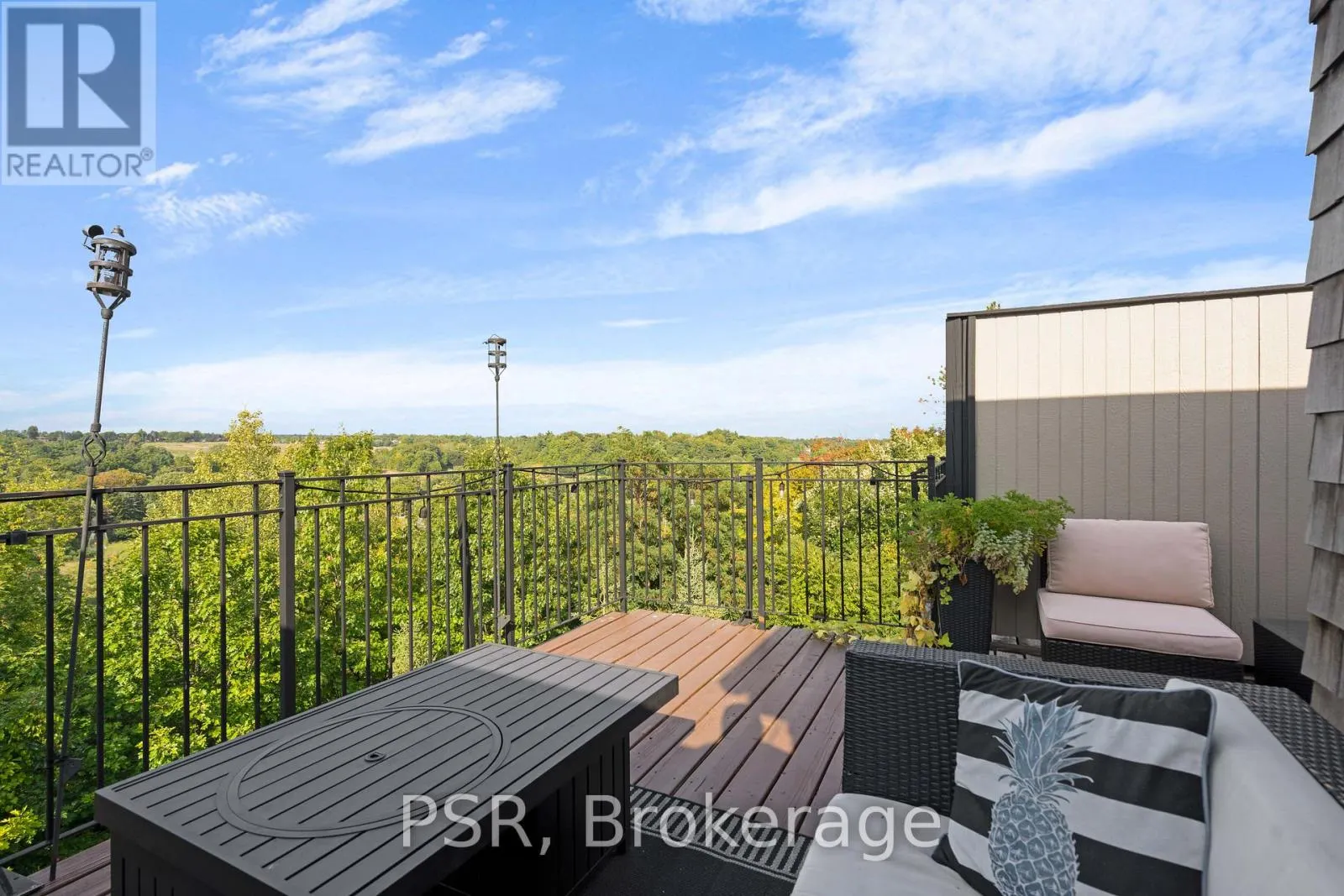 50 - 117 POWSELAND CRESCENT