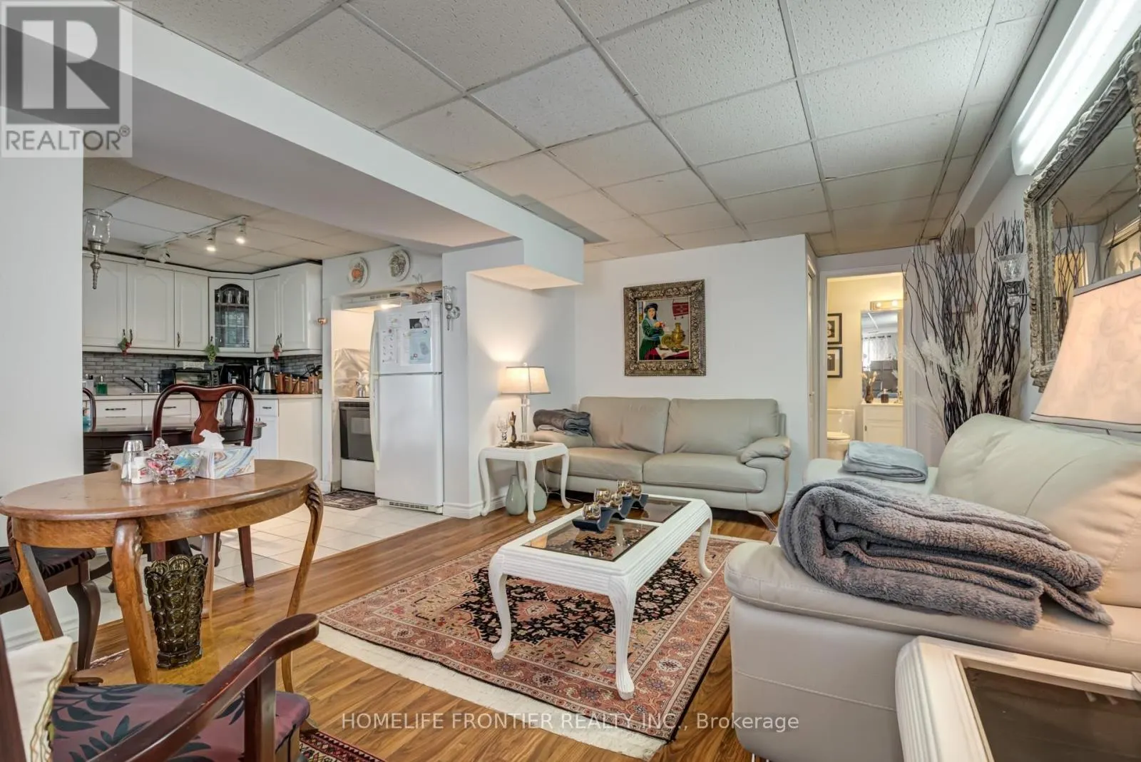 BASEMENT - 615 SANDFORD STREET