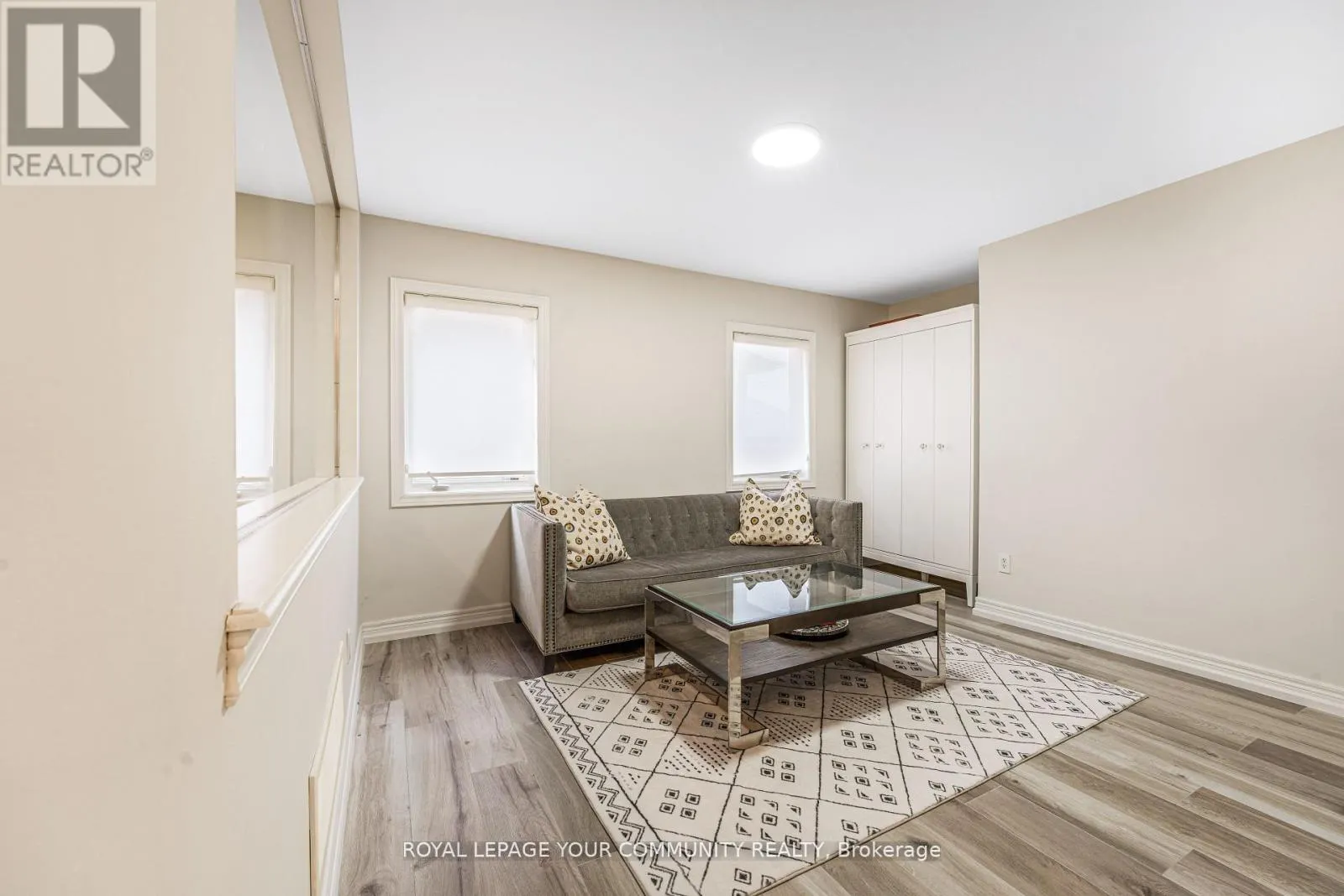 339 THOMAS COOK AVENUE