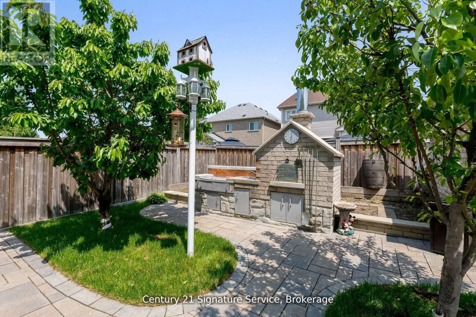 41 FARIS STREET