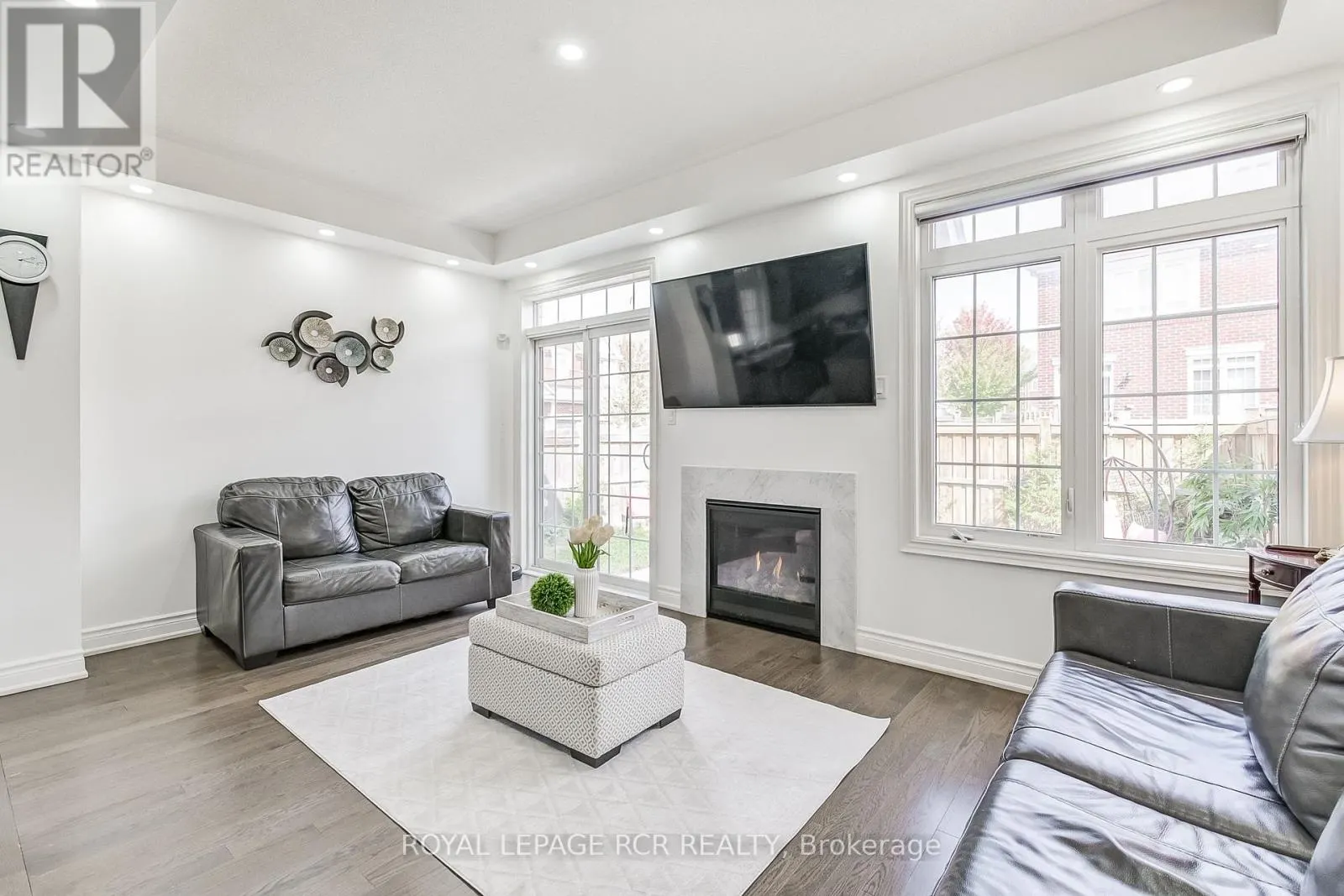 1 SILVER CHARM DRIVE