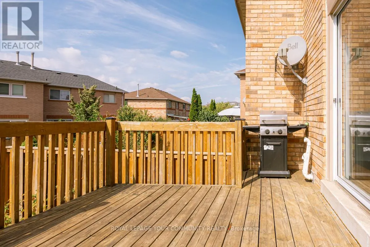 138 MELVILLE AVENUE
