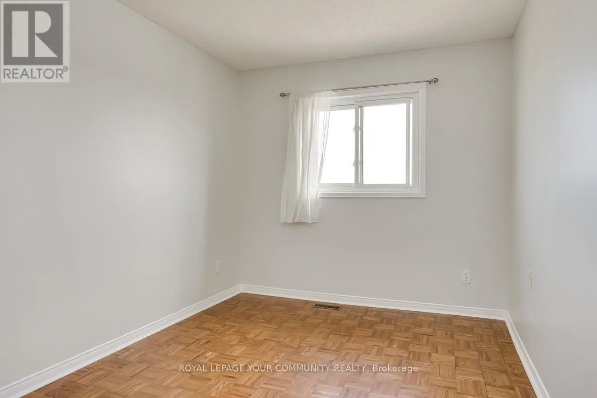 138 MELVILLE AVENUE