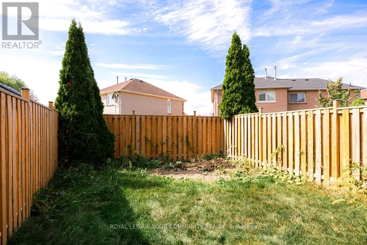 138 MELVILLE AVENUE