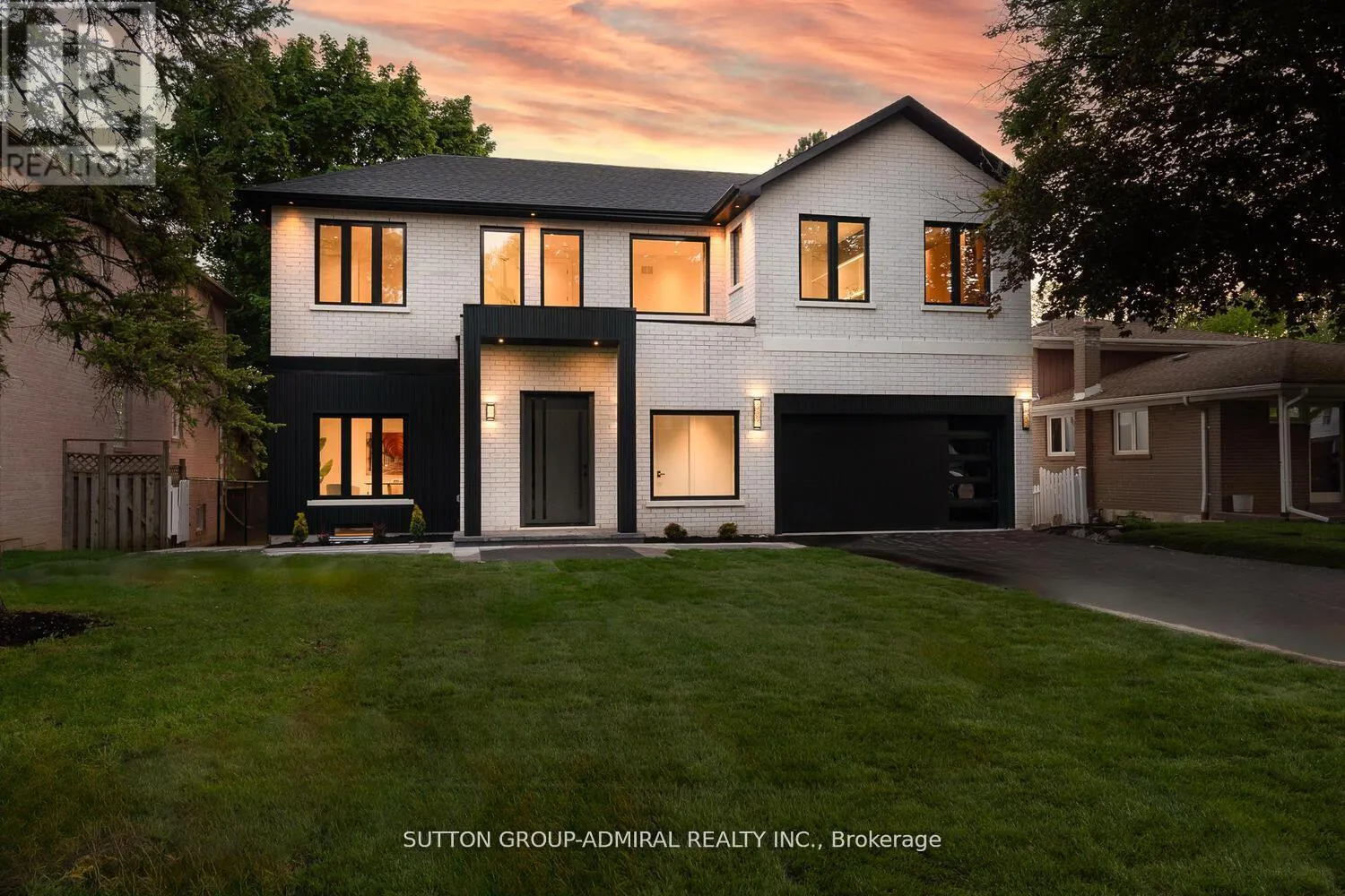 98 BABCOMBE DRIVE