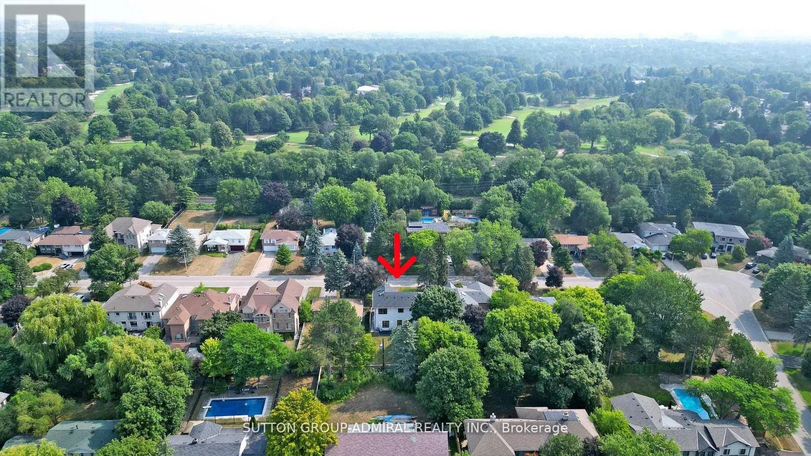 98 BABCOMBE DRIVE