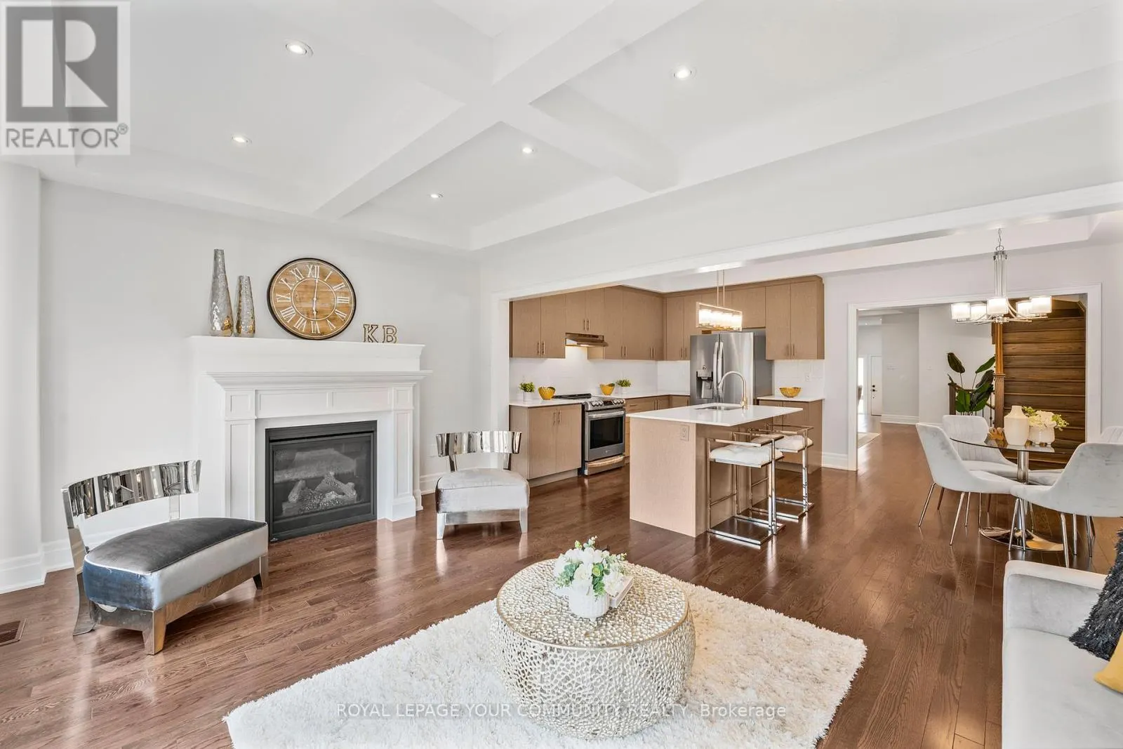 93 VELIA COURT