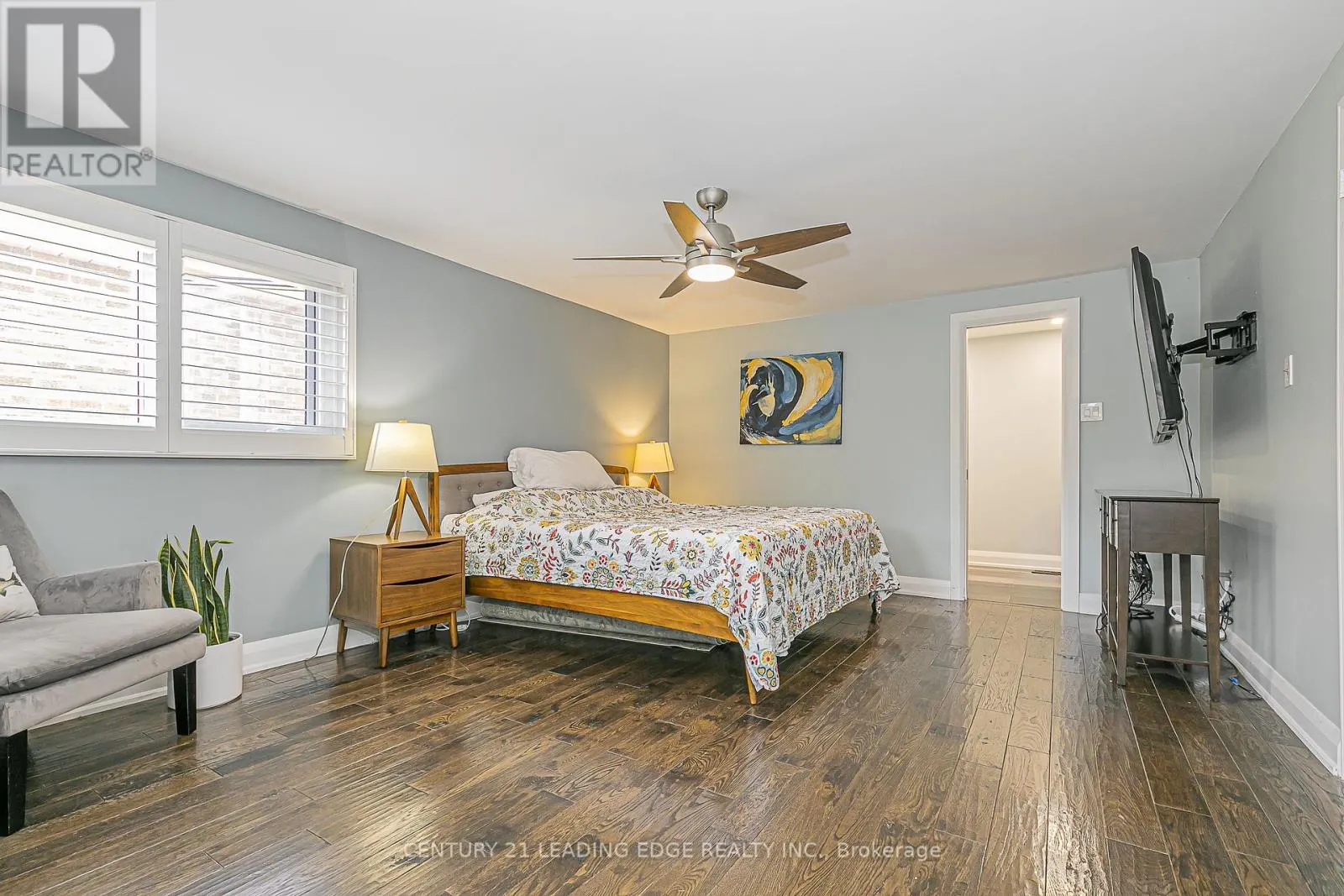 31 TWELVE OAKS DRIVE