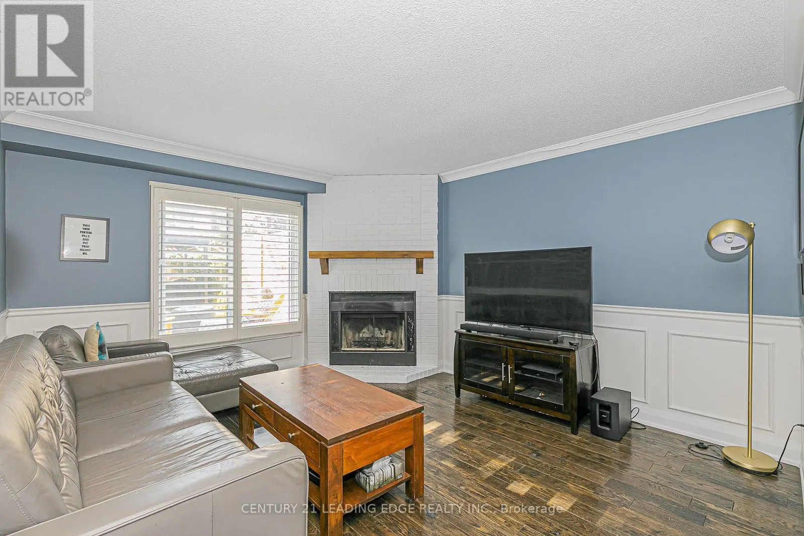 31 TWELVE OAKS DRIVE