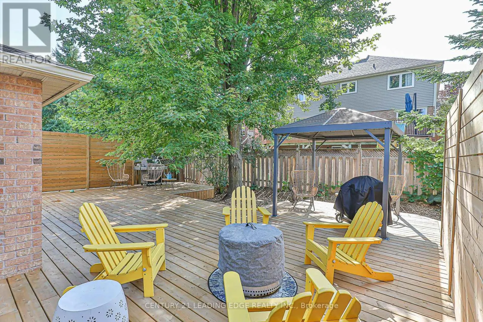 31 TWELVE OAKS DRIVE