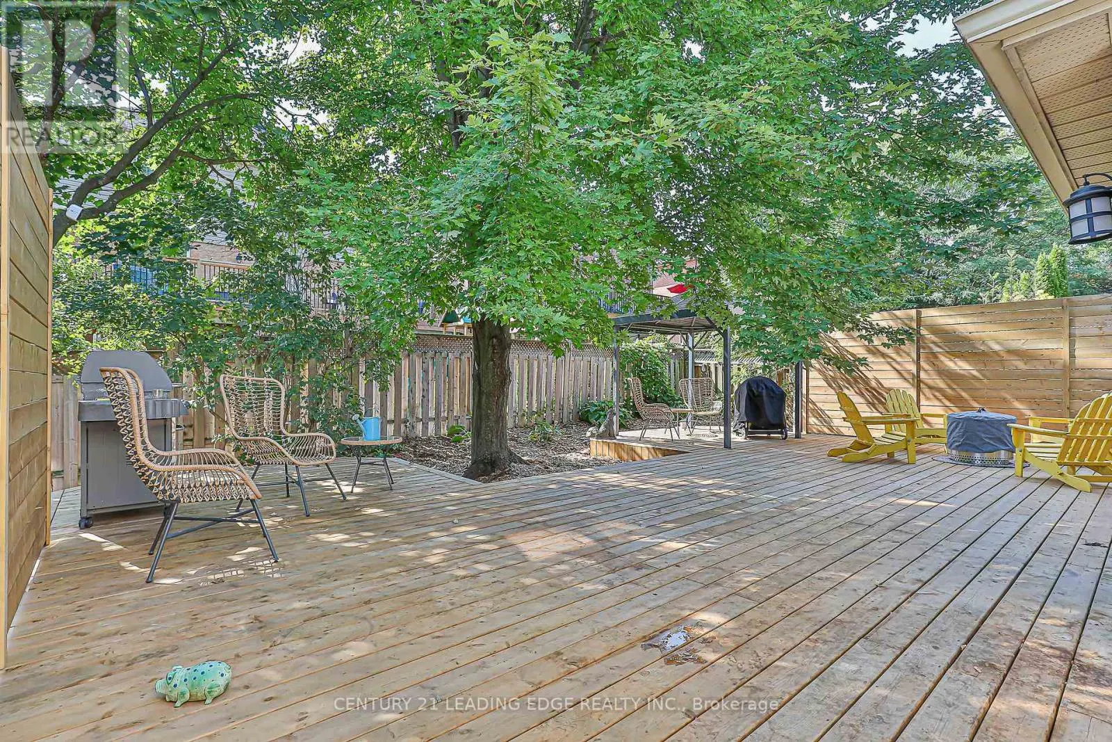 31 TWELVE OAKS DRIVE