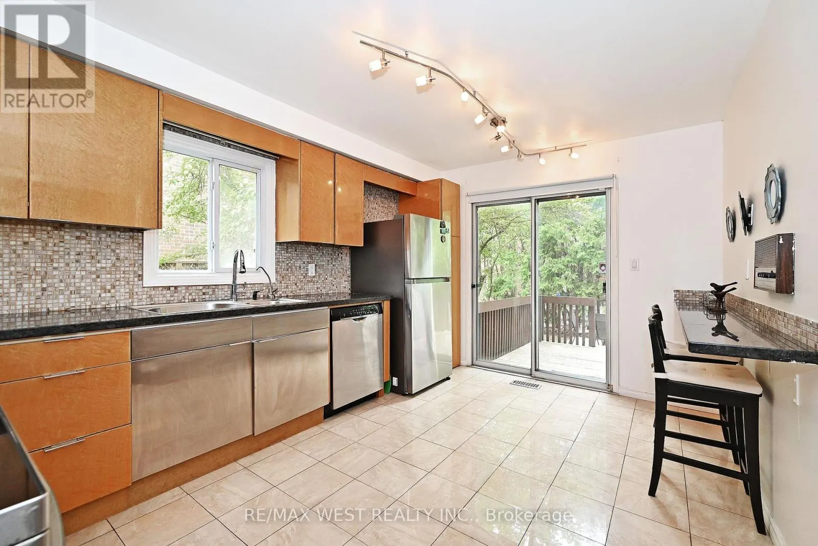 348 BROWNRIDGE DRIVE