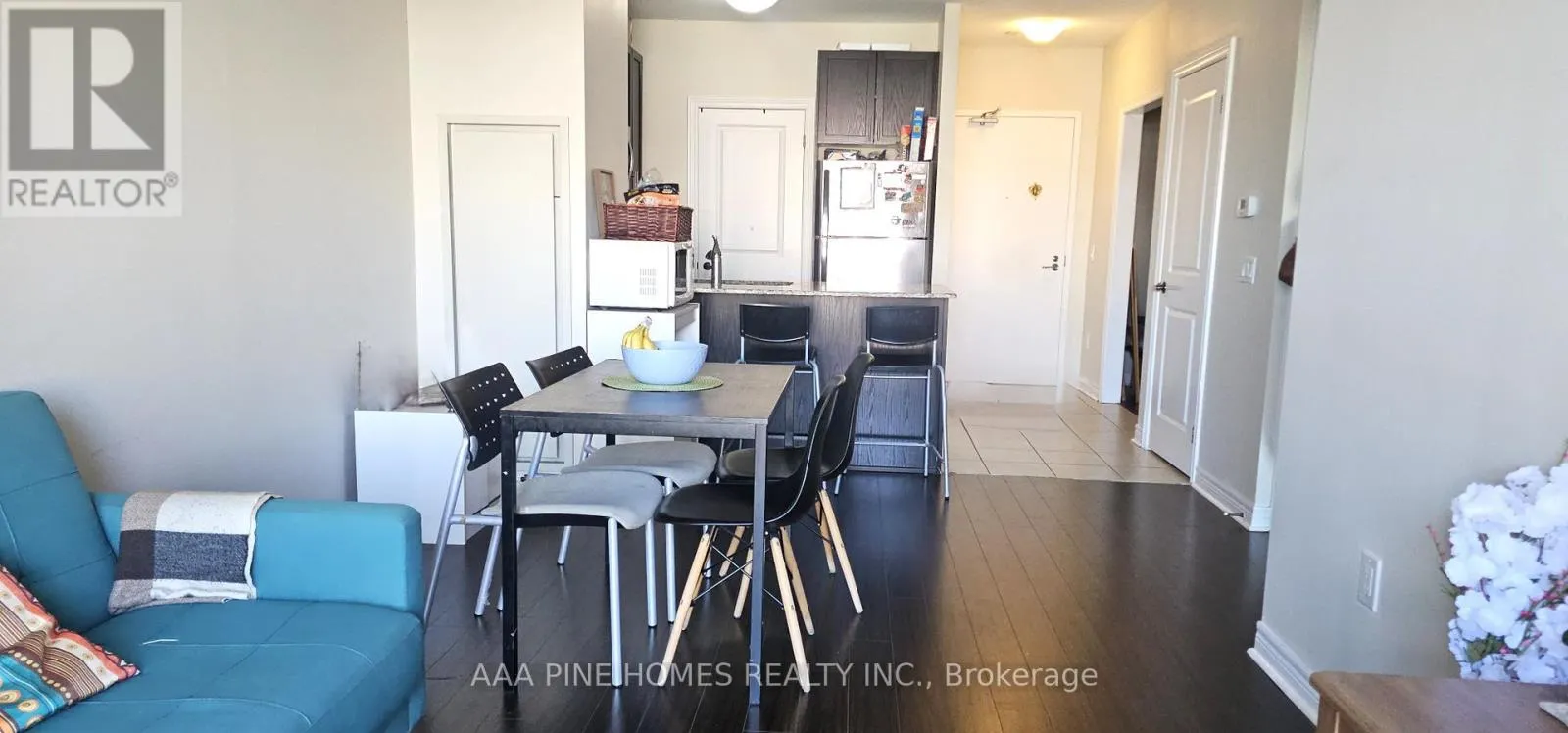 205 - 7325 MARKHAM ROAD